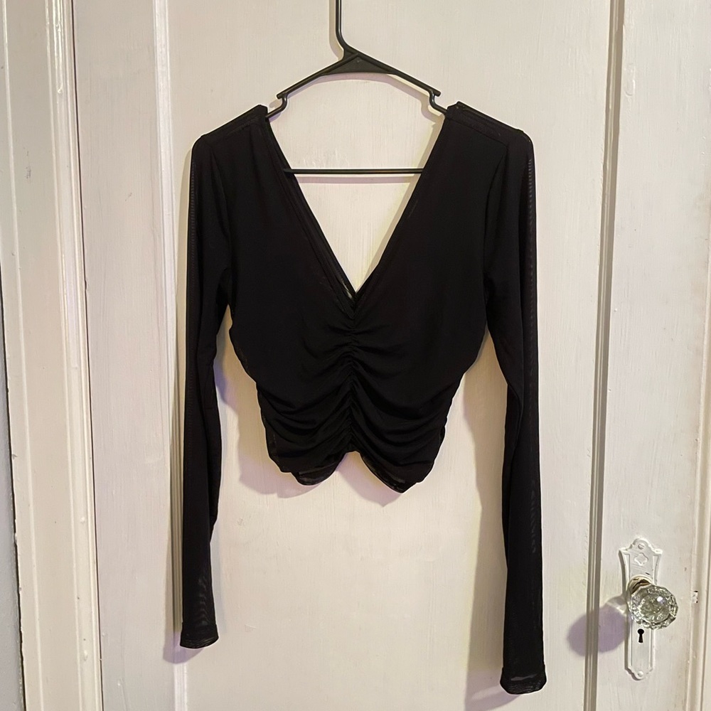 Forever21 Ruched V-Neck Mesh Long Sleeve Black Top Sz. L